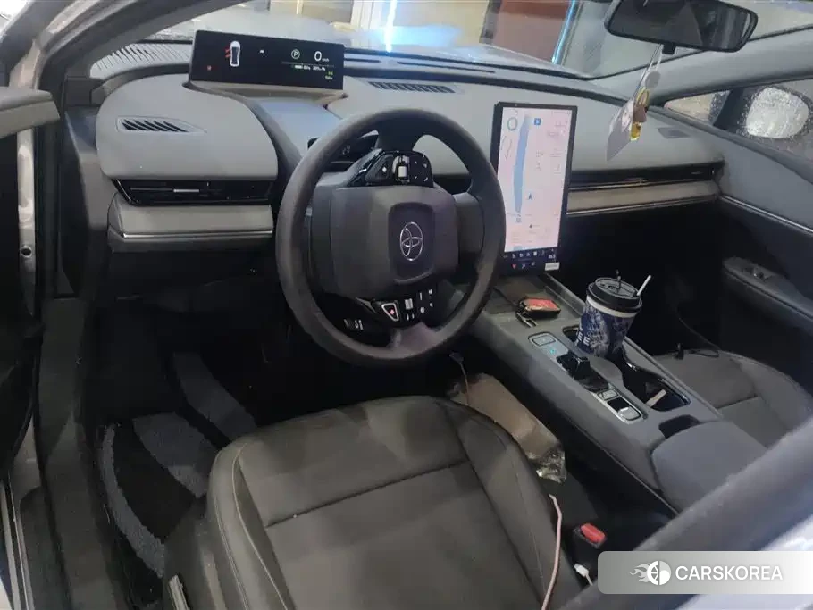 Toyota bZ3 id 4565150 из Китая 7