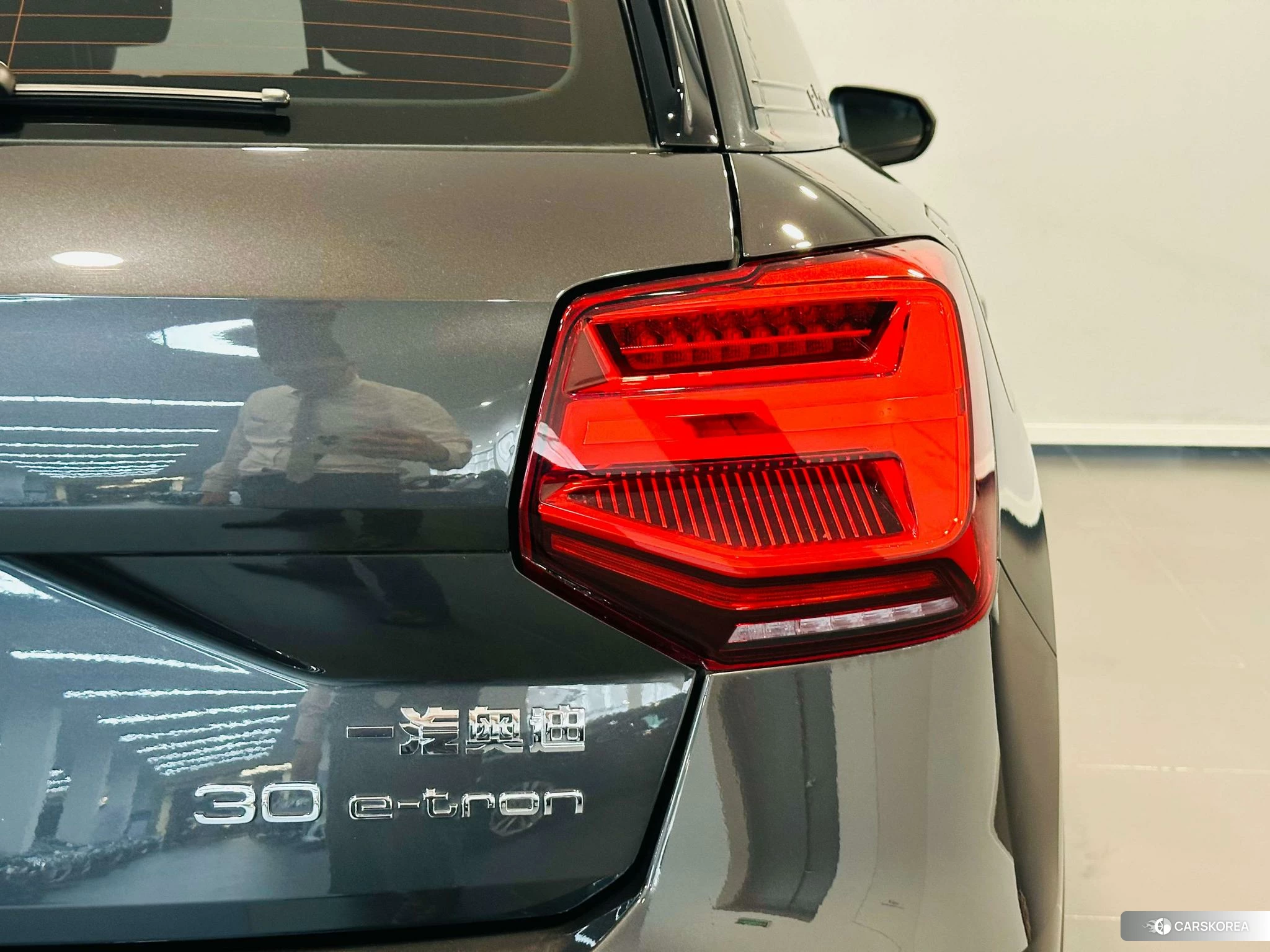 Audi Q2L id 4479346 из Китая 7