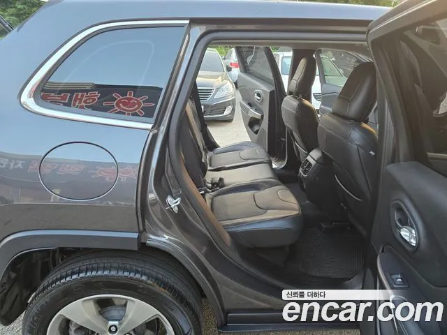 Jeep Cherokee (KL) id 2794152 из Кореи 7