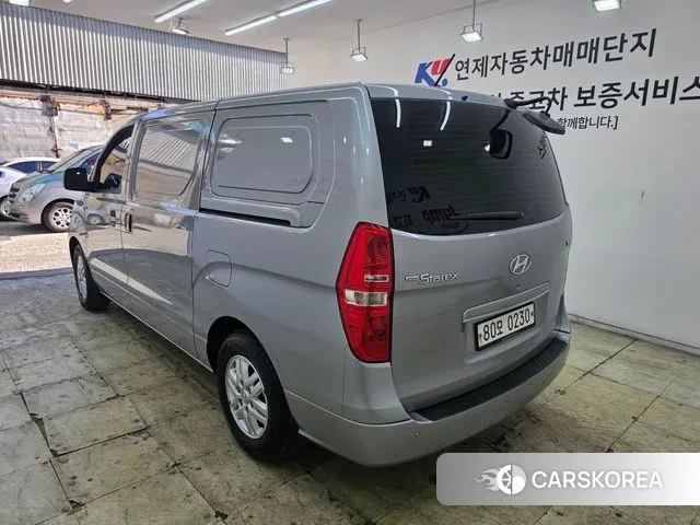 Hyundai The New Grand Starex id 3351103 из Кореи 7