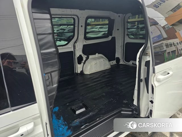 Hyundai Staria id 3838501 из Кореи 7