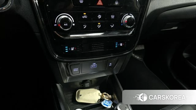 Ssangyong Tivoli Air id 3852824 из Кореи 7