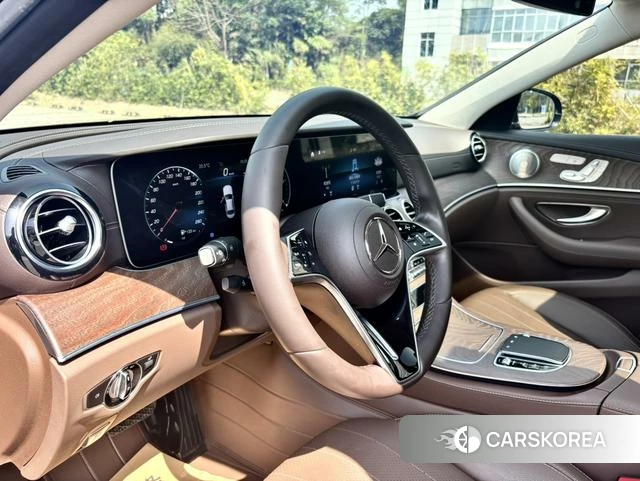 Mercedes-Benz E-class id 4276720 из Китая 7