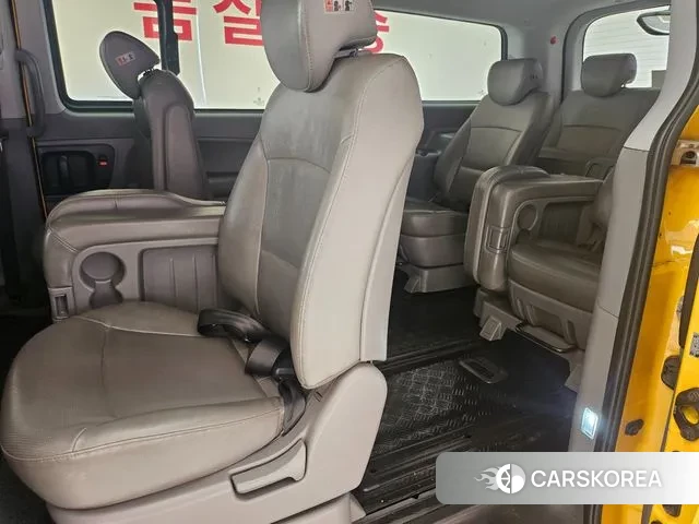 Hyundai The New Grand Starex id 3651843 из Кореи 7