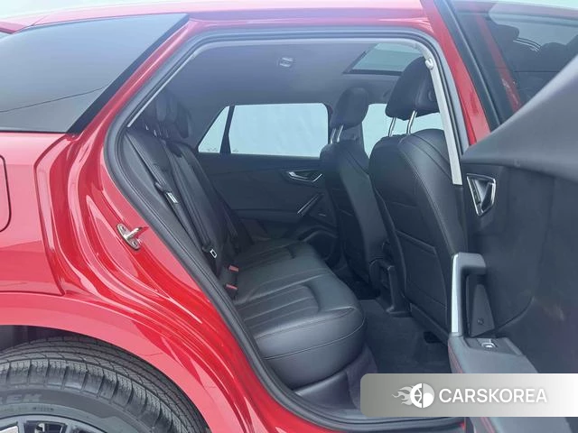 Audi Q2L id 4335071 из Китая 7