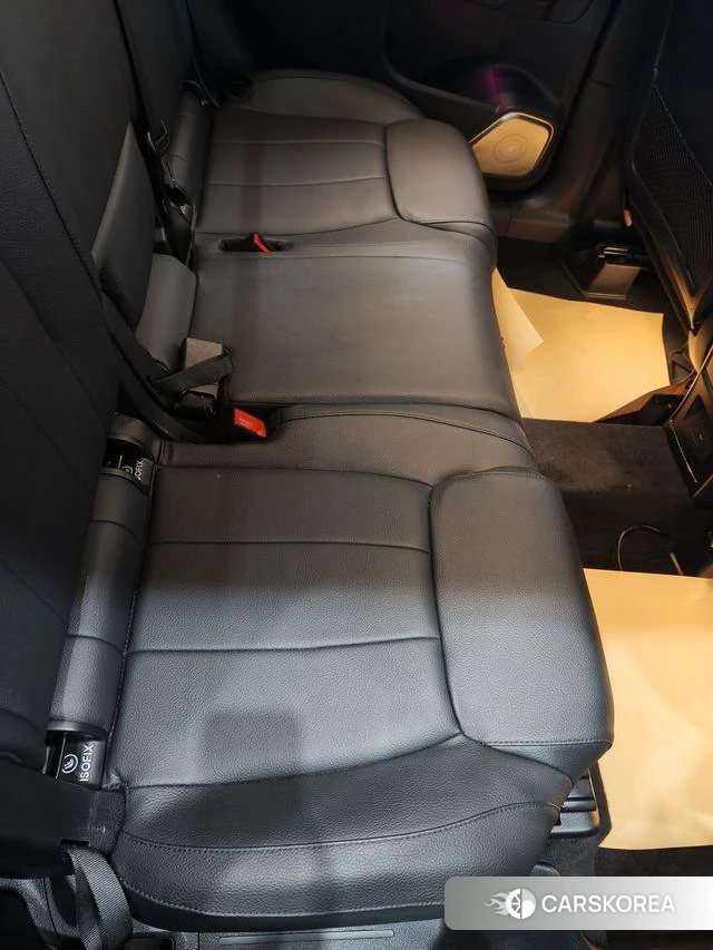 Mercedes-Benz GLB id 4260739 из Китая 7