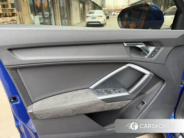 Audi Q3 Sportback id 4258274 из Китая 7