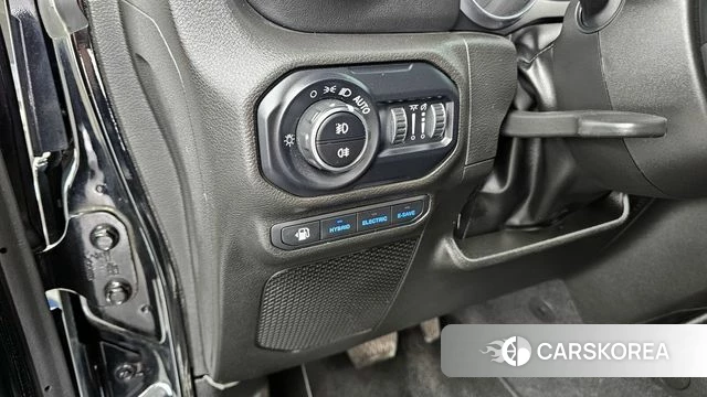 Jeep Wrangler (JL) id 4302941 из Кореи 7