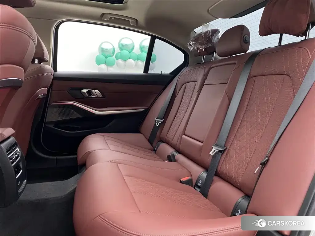 BMW 3 series id 4570731 из Китая 7