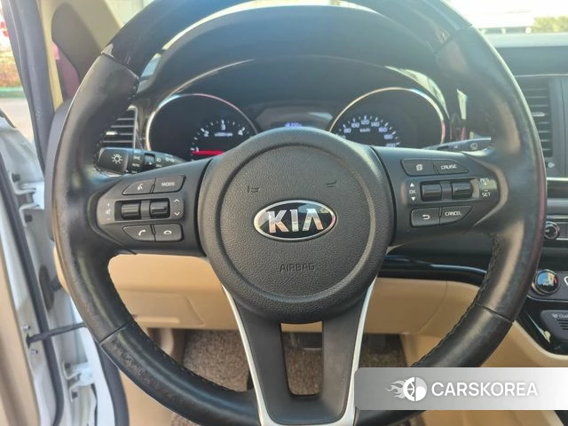 Kia The New Carnival id 4225292 из Кореи 7