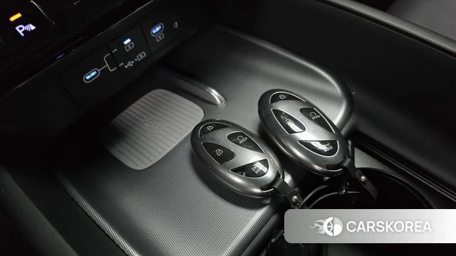 Hyundai Grandeur Hybrid (GN7) id 4186320 из Кореи 7