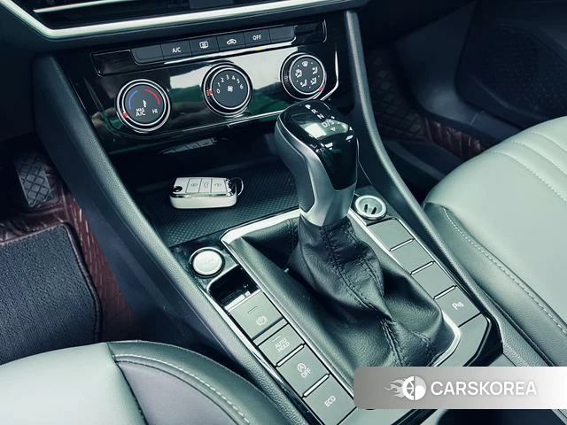 Volkswagen Sagitar id 4190451 из Китая 7