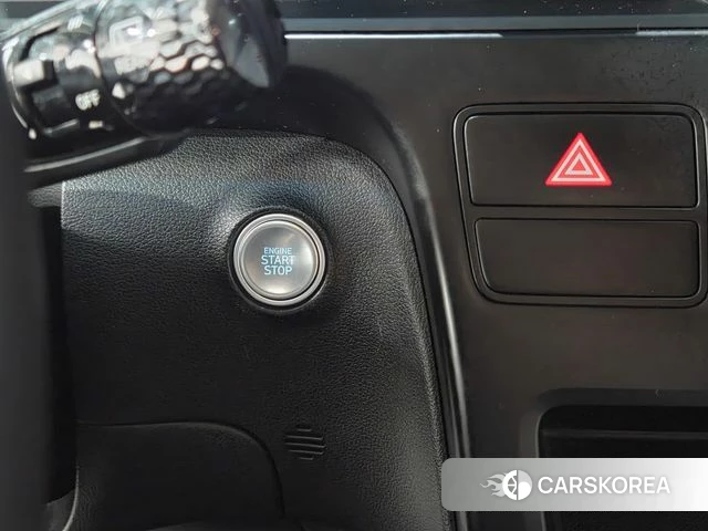 Hyundai Staria id 3841620 из Кореи 7