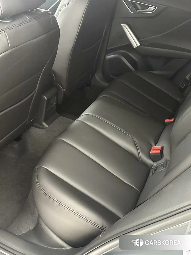 Audi Q2L id 4313832 из Китая 7