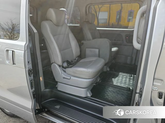 Hyundai The New Grand Starex id 3813951 из Кореи 7