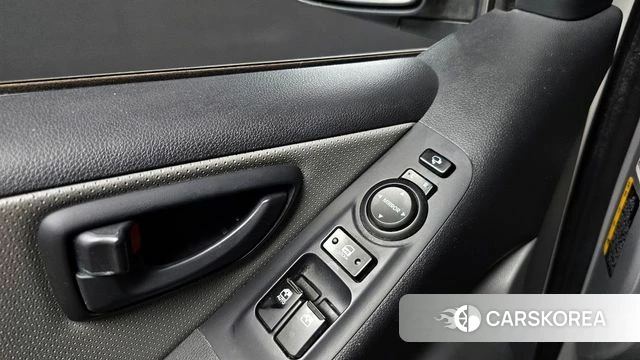 Hyundai The New Grand Starex id 3844517 из Кореи 7