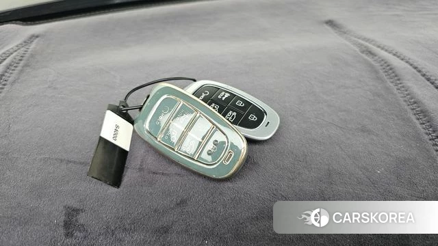 Hyundai Ionic 5 id 4528857 из Кореи 7