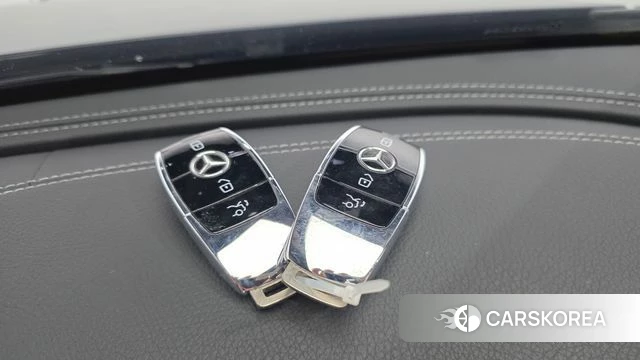 Mercedes-Benz E-Class W213 id 4702558 из Кореи 7