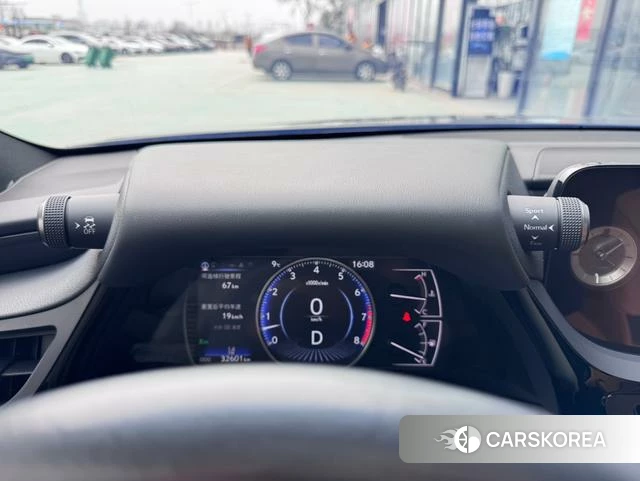 Lexus ES id 4264203 из Китая 7