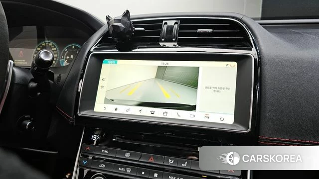 Jaguar XE id 3834795 из Кореи 7