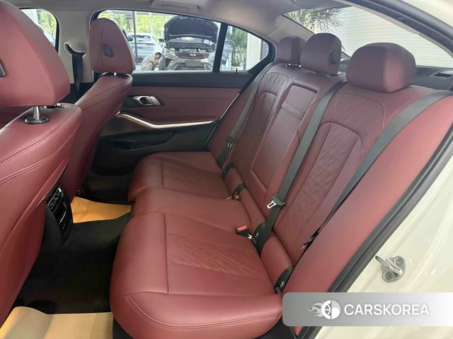 BMW 3 series id 4359203 из Китая 7