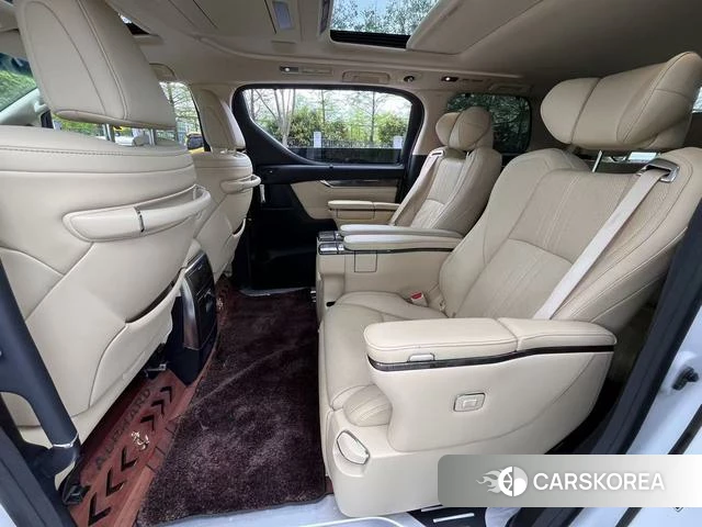 Toyota Elfa id 3993793 из Китая 7