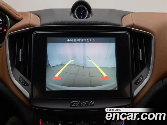 Maserati Ghibli id 2690346 из Кореи 7