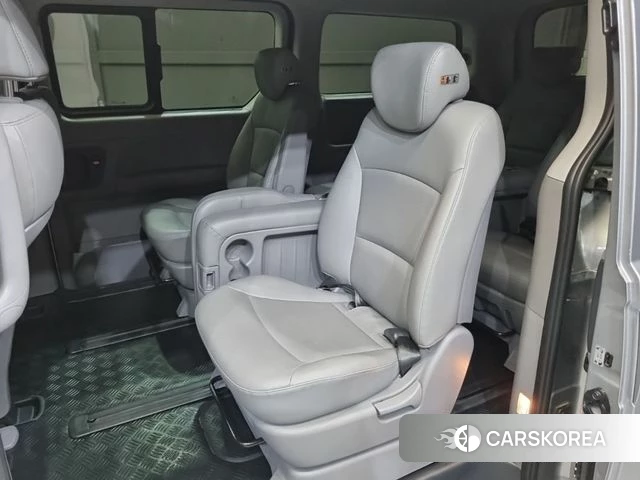 Hyundai The New Grand Starex id 4371474 из Кореи 7