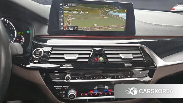 BMW 5 Series (G30) id 3386093 из Кореи 7