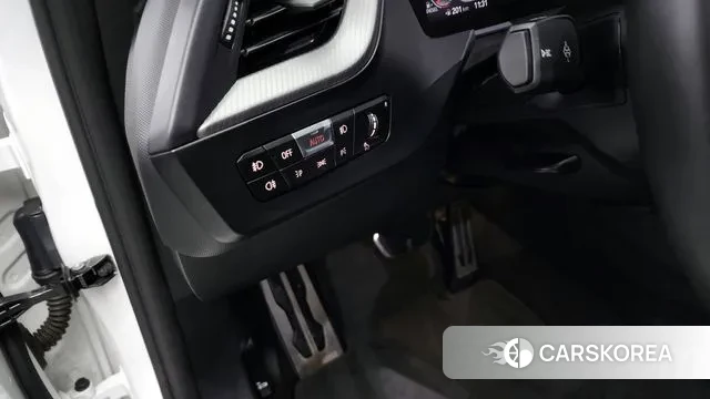 BMW 1 Series (F40) id 3013342 из Кореи 7