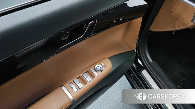 Hyundai Grandeur (GN7) id 3864952 из Кореи 7