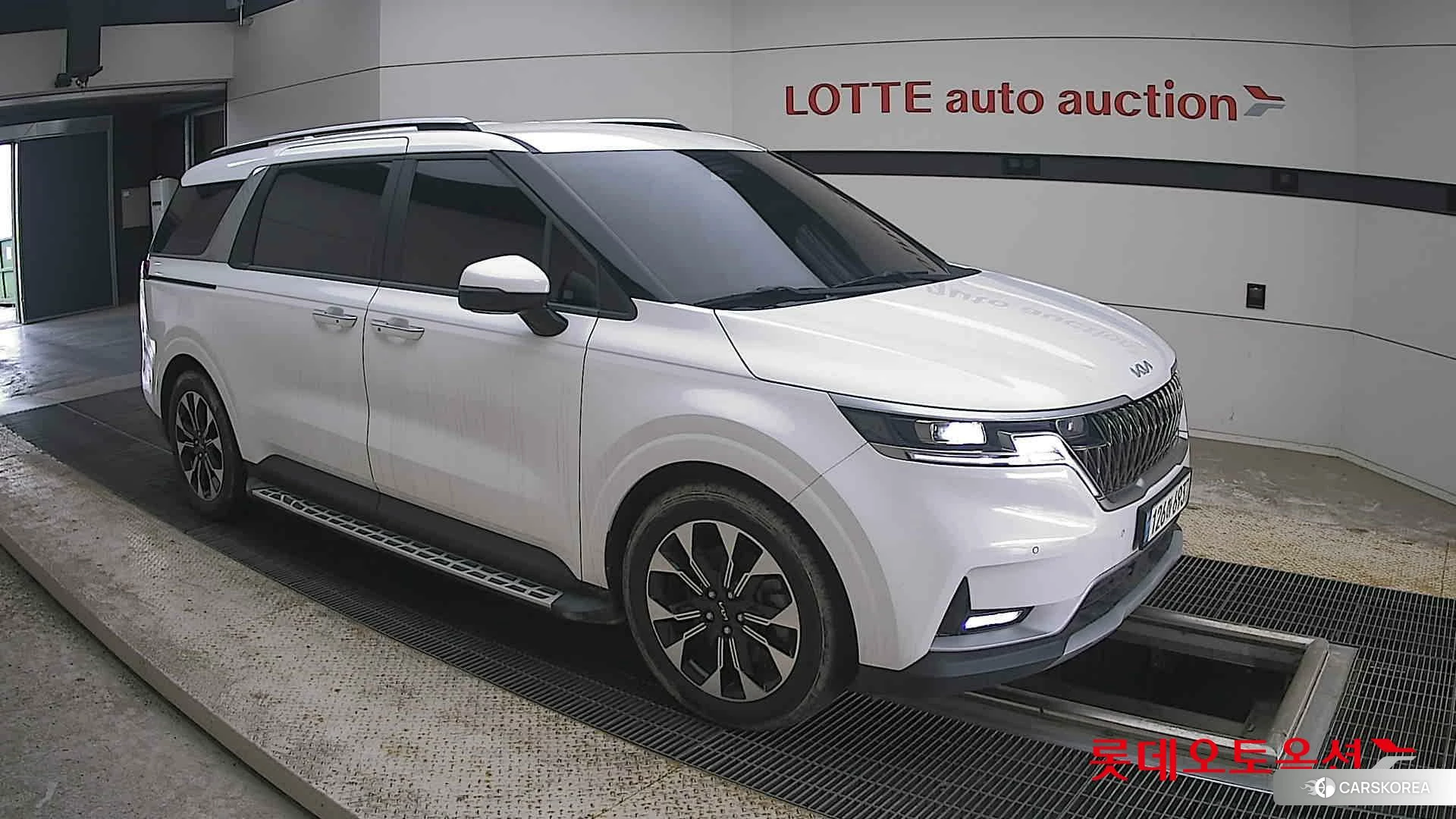 Kia Carnival id 4498451 из Кореи 7