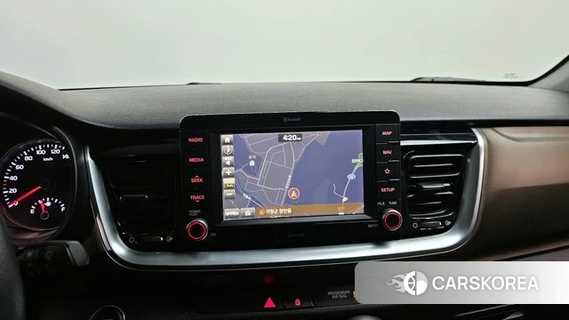 Kia Stonic id 3880291 из Кореи 7