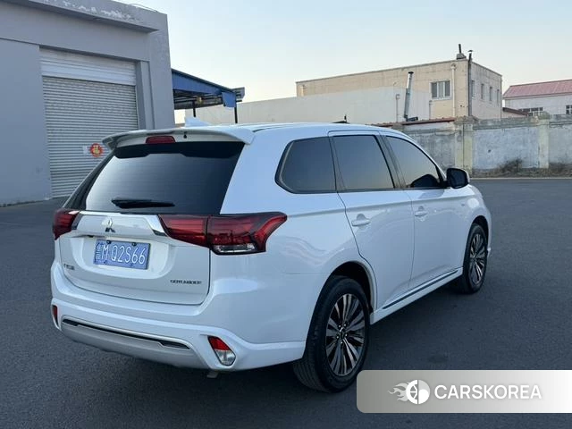 Mitsubishi  Outlander id 4209035 из Китая 7