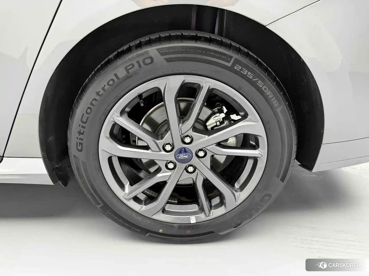 Ford Mondeo id 4599549 из Китая 8