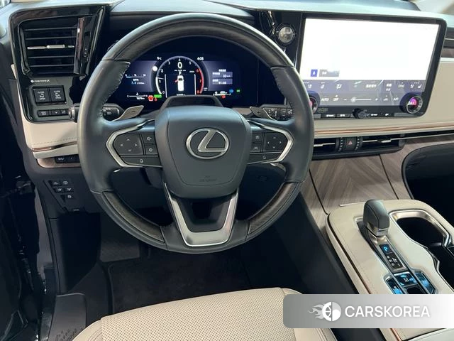 Lexus LM id 4262572 из Китая 7
