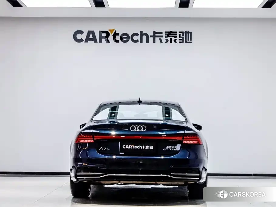 Audi A7L id 4649227 из Китая 7
