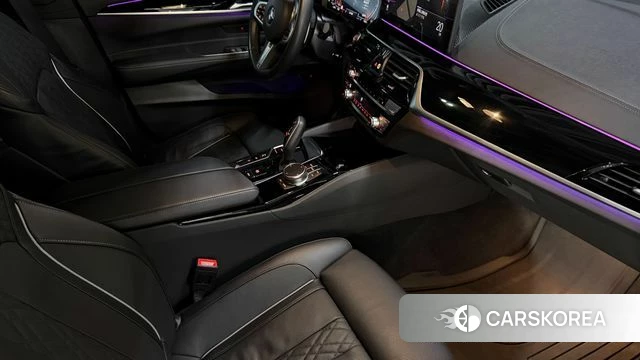 BMW 6 Series GT (G32) id 3883001 из Кореи 7