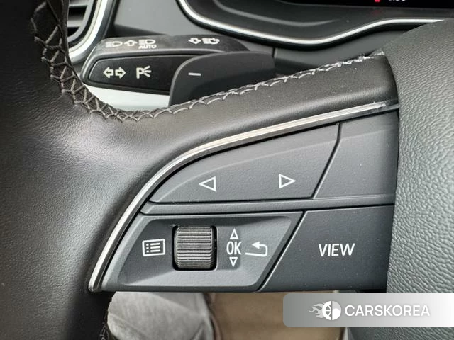 Audi Q5L id 4329235 из Китая 7