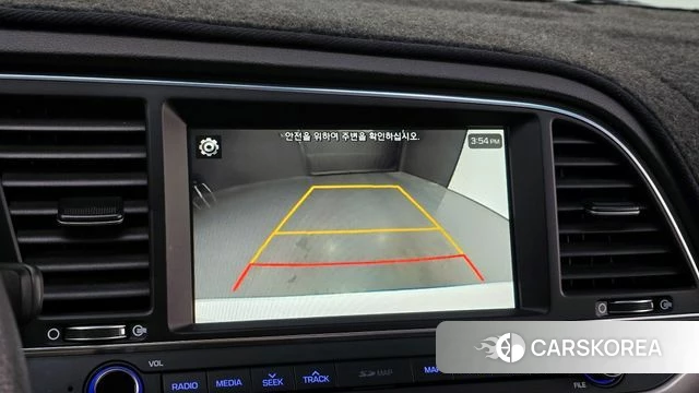 Hyundai Avante AD id 3861656 из Кореи 7