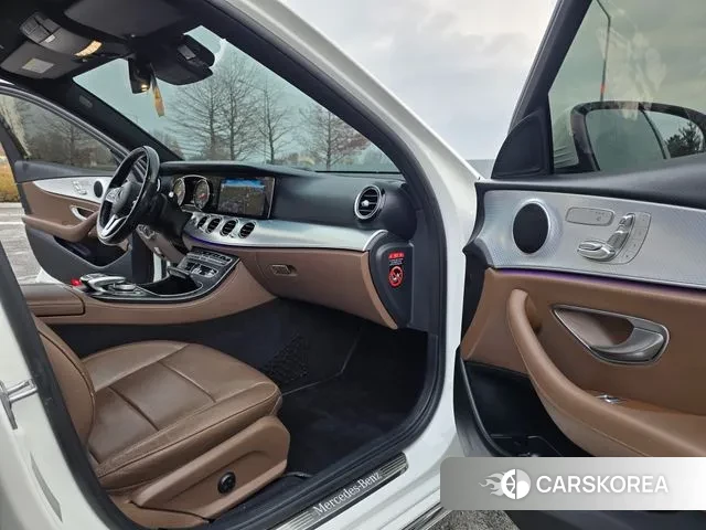 Mercedes-Benz E-Class W213 id 3514749 из Кореи 7