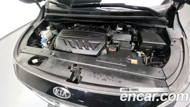 Kia The New Carnival id 2607909 из Кореи 7