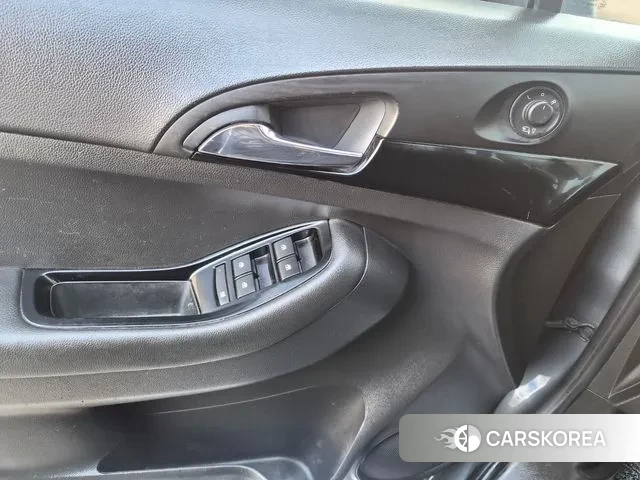 Chevrolet (GM Daewoo) Orlando id 3754758 из Кореи 7