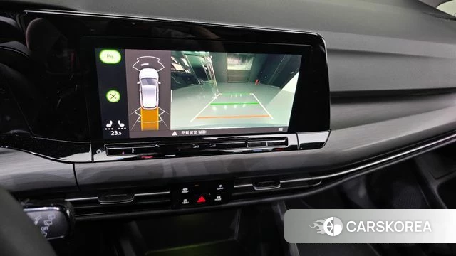 Volkswagen Golf 8th Generation 2022 Серебристо-серый из Кореи, фото 6