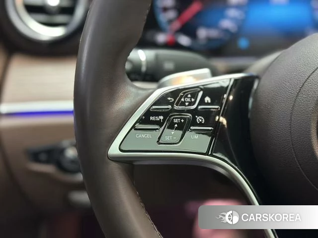Mercedes-Benz E-class id 4298470 из Китая 7