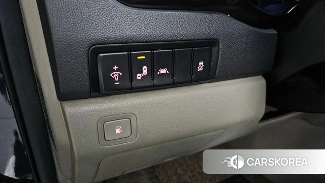 Kia The New Carnival id 3936775 из Кореи 7