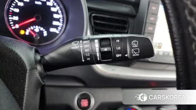 Kia Stonic id 3018723 из Кореи 7