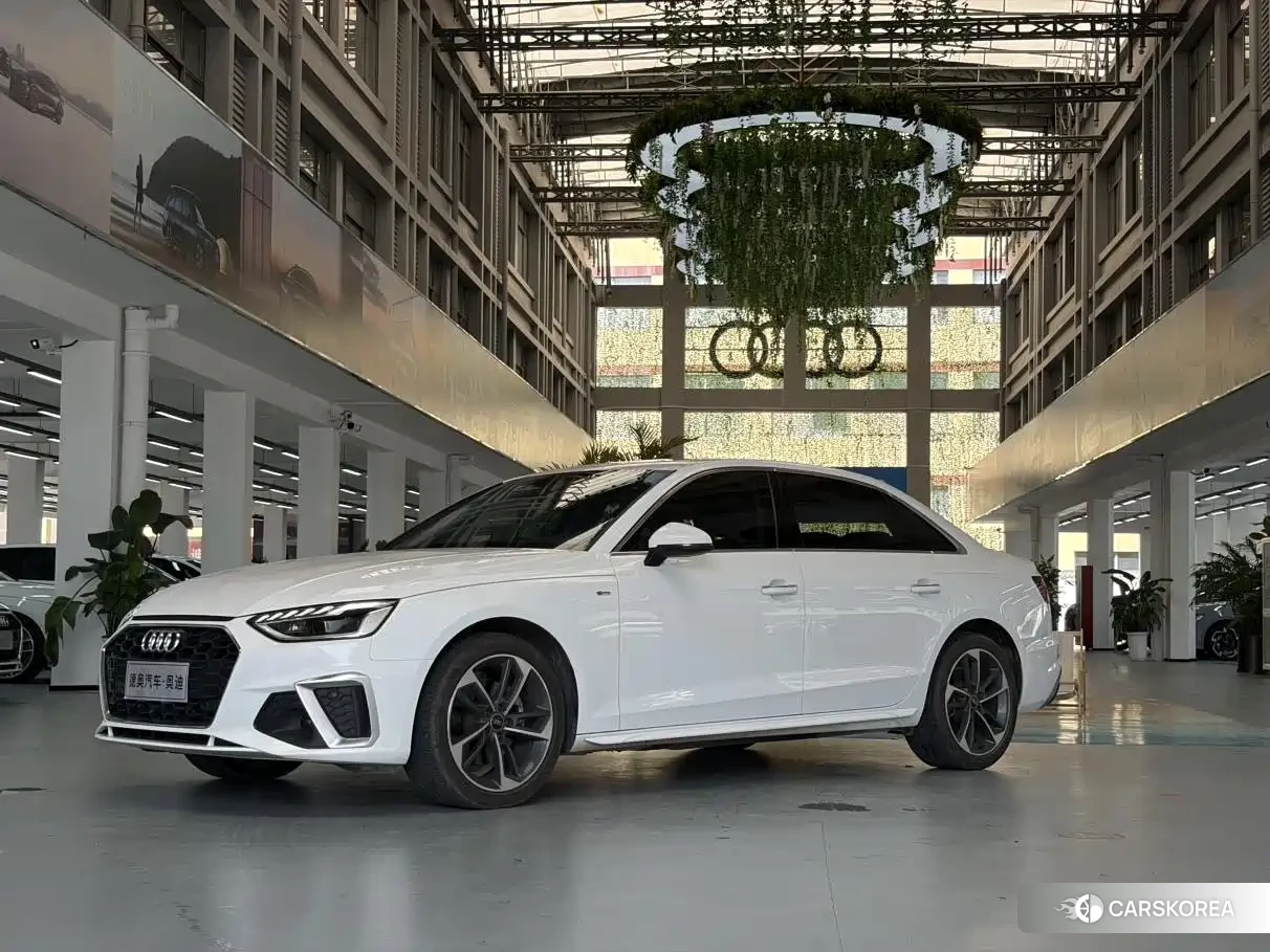 Audi A4L id 4628051 из Китая 7