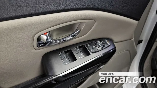 Kia The New Carnival id 2932690 из Кореи 7