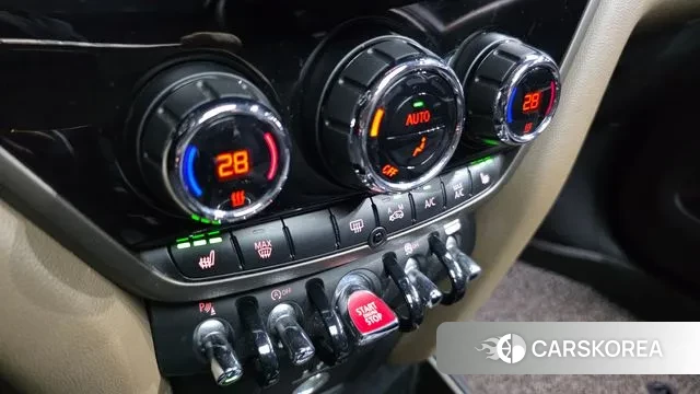 Mini Cooper D Countryman id 3718503 из Кореи 7